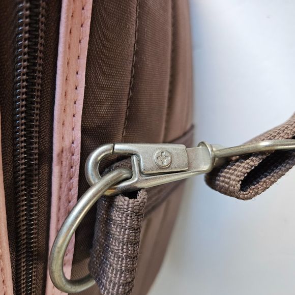 Sherpa Original Pet Carrier Small 14x9x8.5 Brown Pink Travel Bag Portable Kennel - Picture 8 of 16